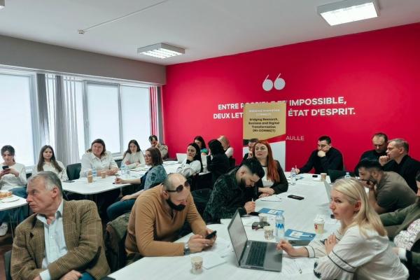 Holding flower, by Anthony Tran