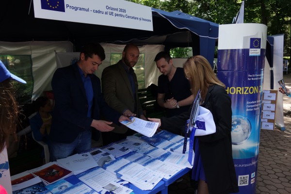 Holding flower, by Anthony Tran